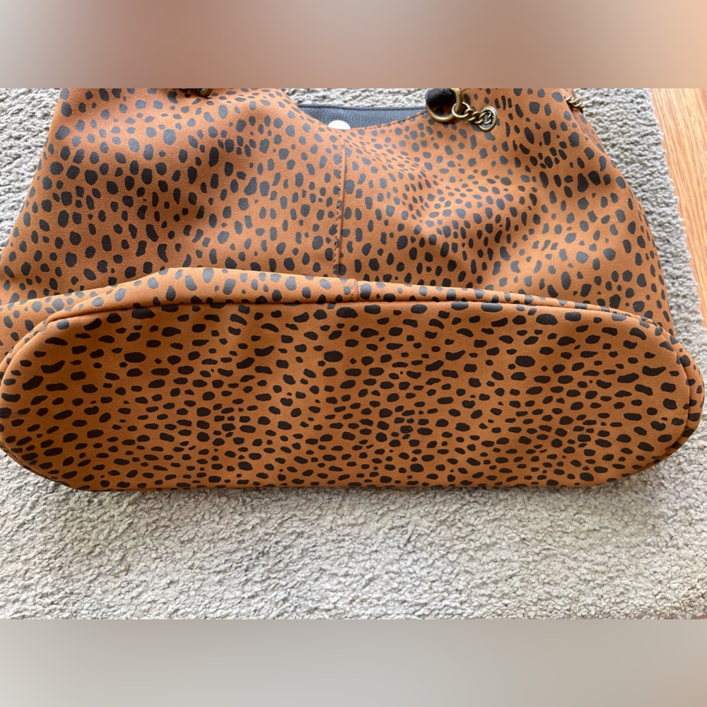 Universal Thread Tan and Black Leopard Print Bag - Picture 3 of 6